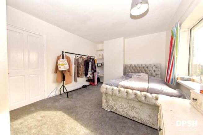 2 bed Terraced for sale Image 11