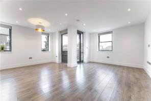 Flat 6, Albany Court, Spring Grove, Chiswick, London W4 3BF