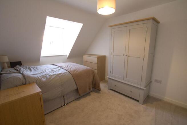 4 bed Detached for sale Image 11