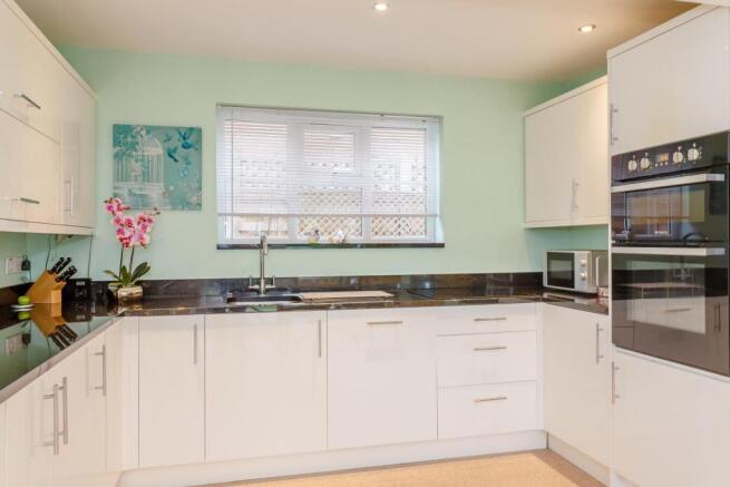 8364840-interior25-800.jpg
