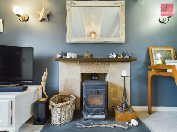 Fireplace.jpg