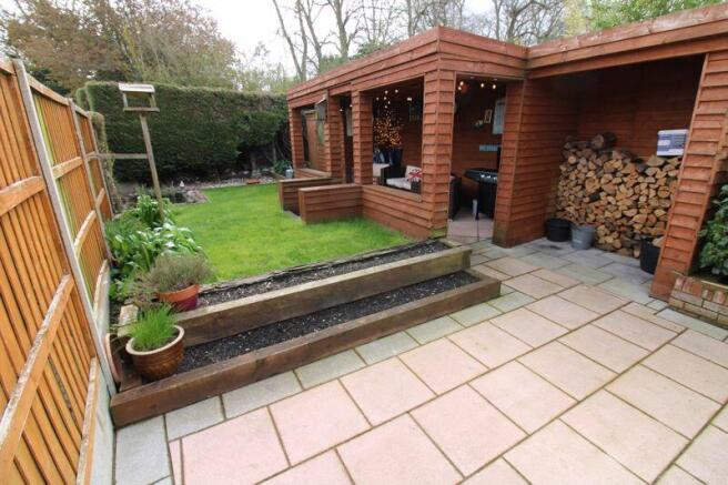 Entertaining area