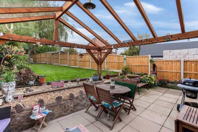 REAR PATIO B