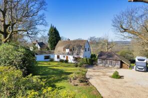 Goodwoods, Conghurst Lane, Hawkhurst, Cranbrook TN18 5DX