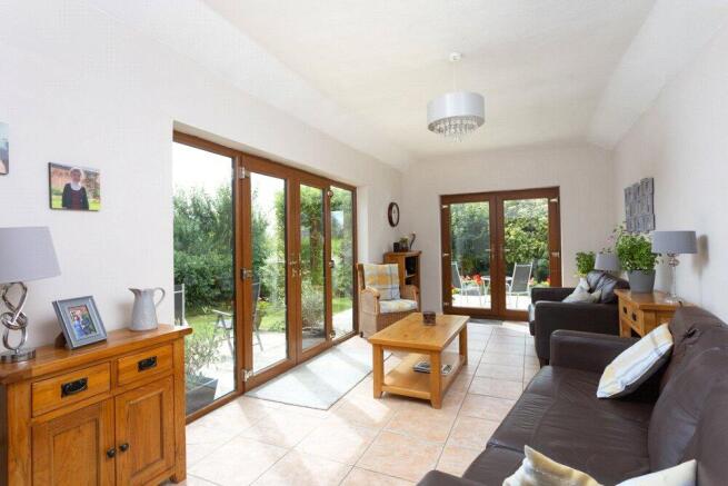 4 bed Detached for sale Image 5