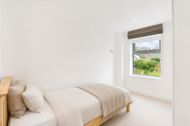 3 bed Penthouse to rent Image 7