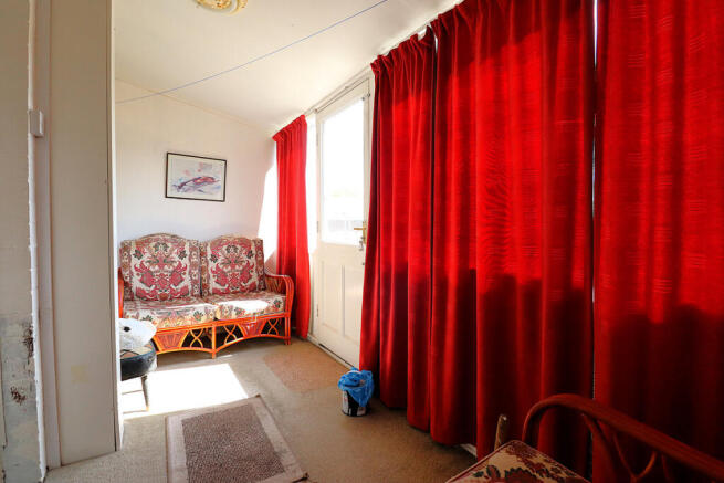 2 bed Terraced for sale Image 5