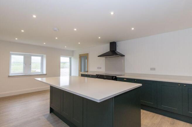 5 bed Barn Conversion for sale Image 9