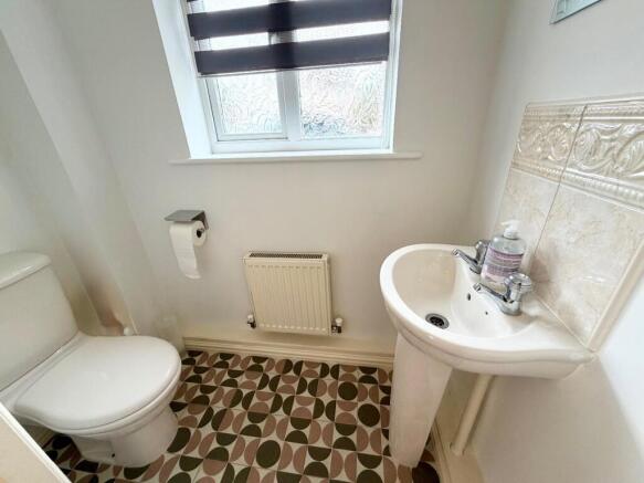 3 bed Detached for sale Image 7