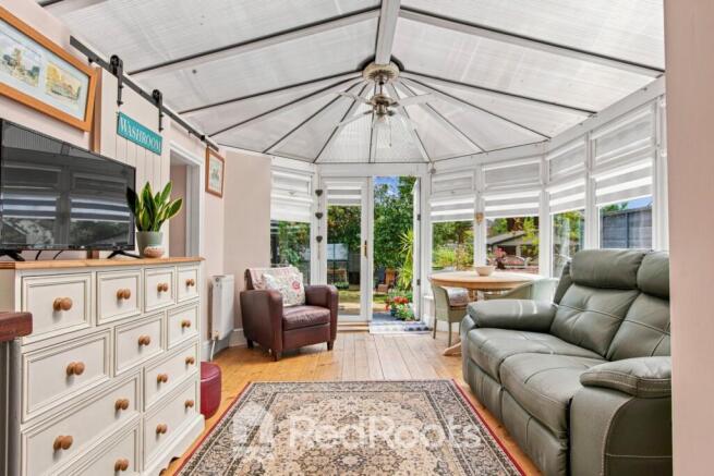 2 bed Semi-Detached for sale Image 12