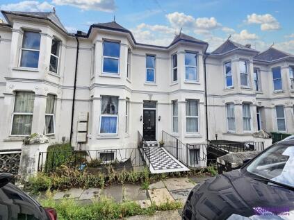 Connaught Avenue, Plymouth