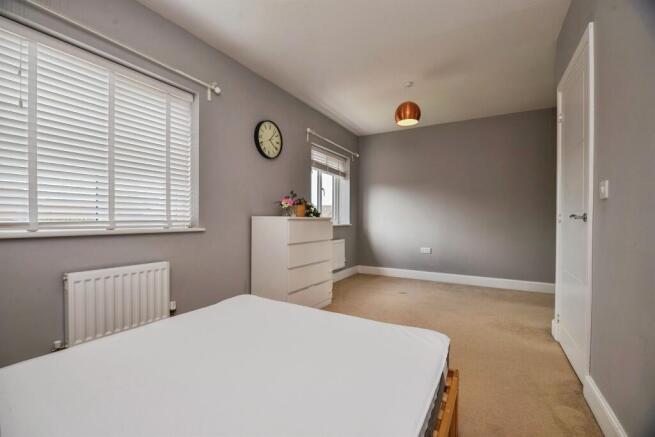 3 bed Detached for sale Image 8