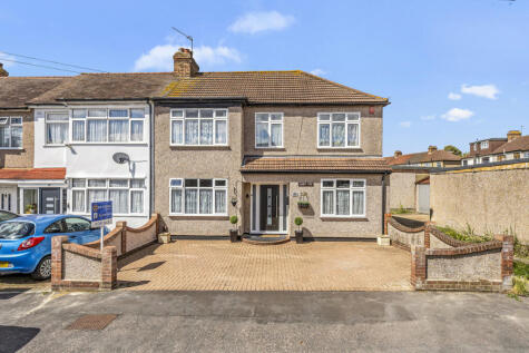 Lynton Avenue, Romford, RM7