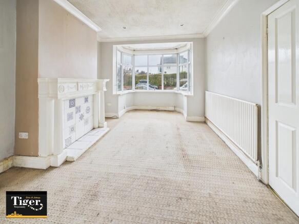 CAM02176G0-PR0782...