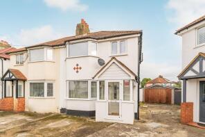 12, Beverley Gardens, Worcester Park KT4 8AG