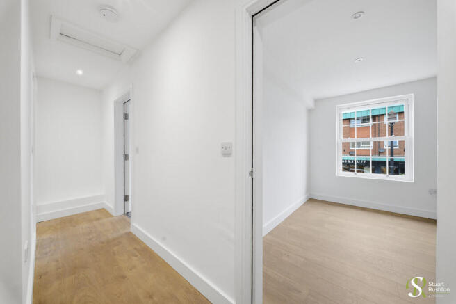 Canute Place, Knu...