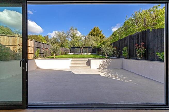 60BatchwoodDrive_April-41.jpg