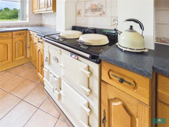2 bed Bungalow for sale Image 9