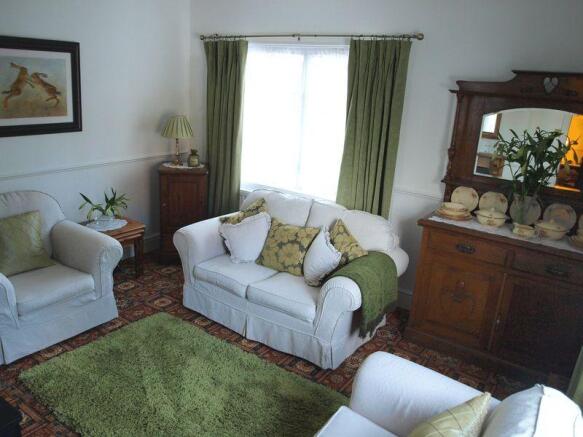 Lounge 2