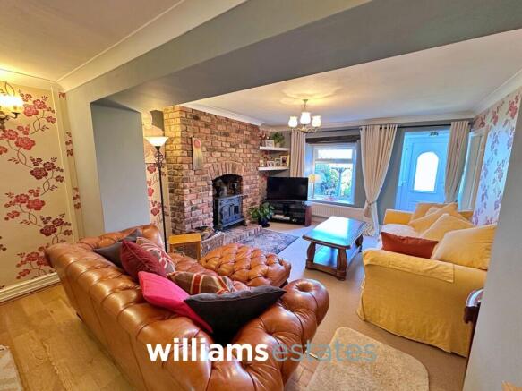 Bishopswood Road, Prestatyn, LL19 photo 4