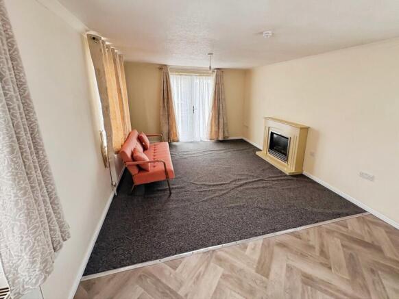 Living Room/Kitchen