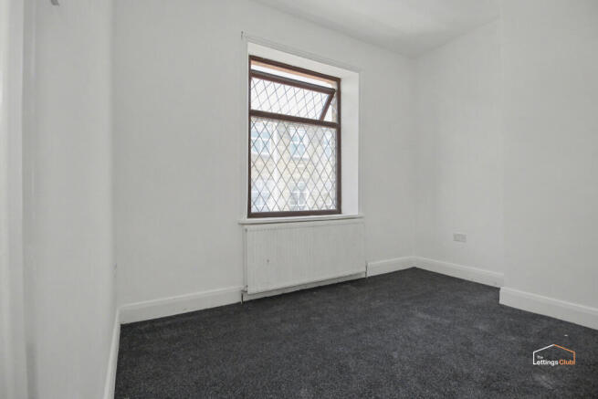 2 bed Terraced for sale Image 8