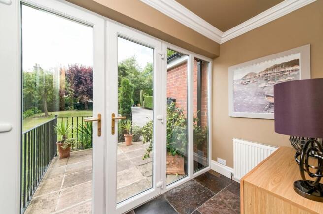 ENTRANCE PORCH
