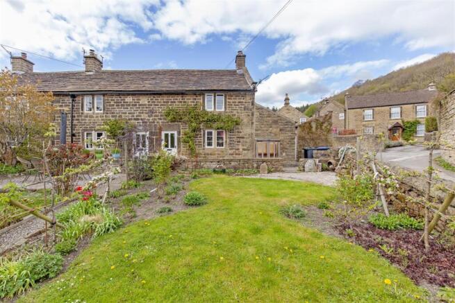 Front External-3.jpg