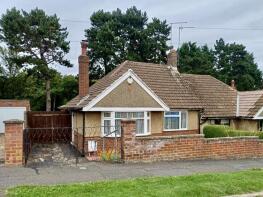 100, Charnwood Avenue, Northampton NN3 3DY