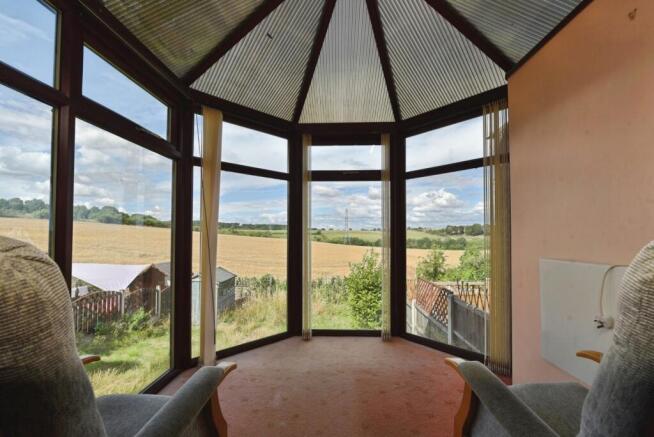 3 bed Semi-Detached for sale Image 5