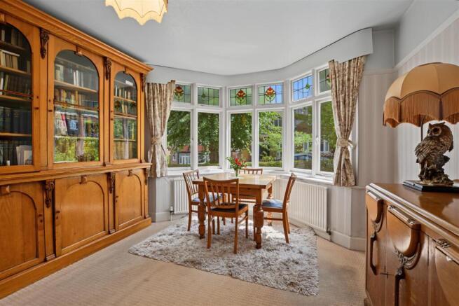 Dining Room_2.jpeg