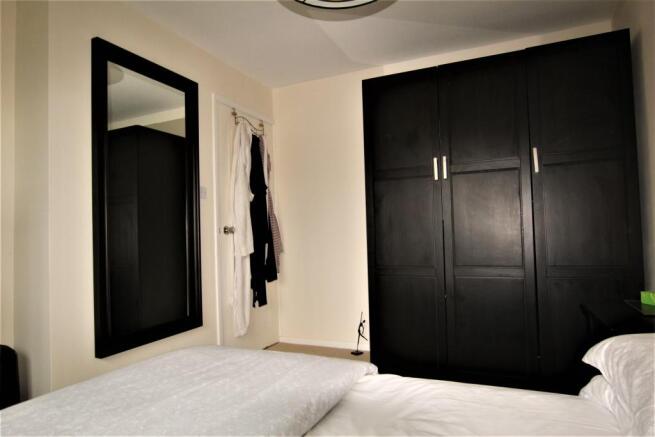 DOUBLE BEDROOM 1