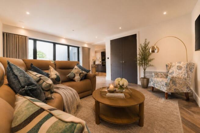 Call 02920 668585 to secure your viewing _14