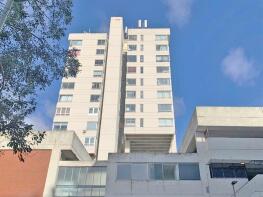 Flat 10, 19 Elizabeth Wheeler House, The Mall, Bromley BR1 1TT