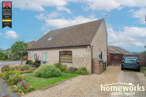 Hillcrest Avenue, Dereham, NR19 1TD
