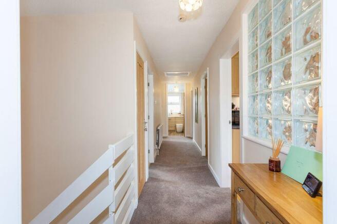 FIRST FLOOR LANDING