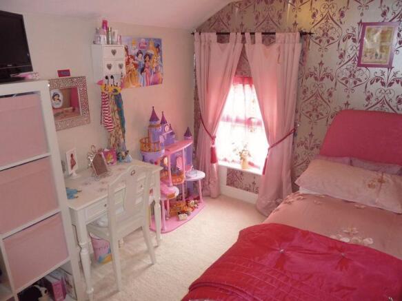 Photo 8