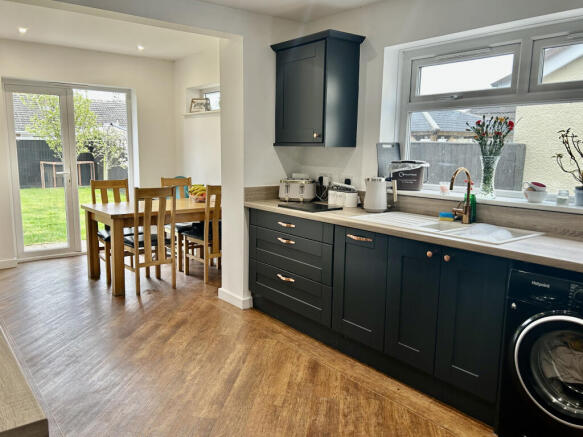 Kitchen / Dining Room