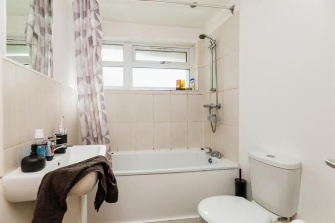 1 bed Apartment for sale Image 9