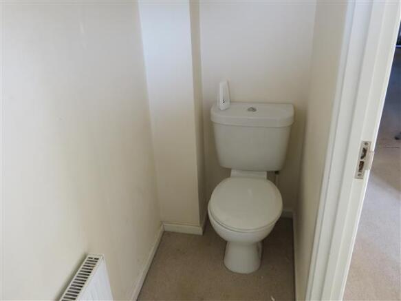 Cloakroom/wc