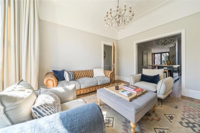 4 bed Terraced for sale Image 6