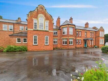 The Broadway, Woodhall Spa