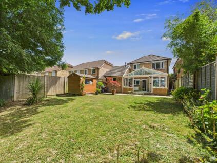 Vancouver Drive, Crawley, RH11