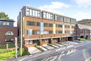 Flat 13, 111 Trinity Place, Chertsey Road, Woking GU21 5FY