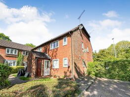 20, Watersfield Close, Reading RG6 4DF