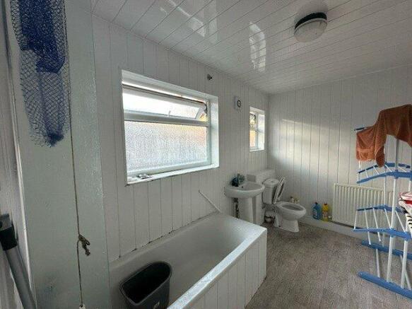 2 bed Terraced for sale Image 5