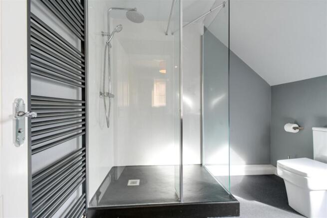 Master En-Suite