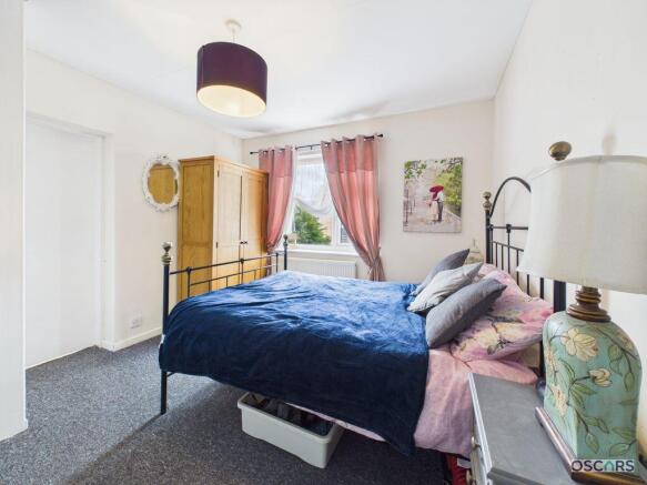 4 bed Semi-Detached for sale Image 8
