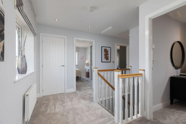 4 bed Detached for sale Image 11