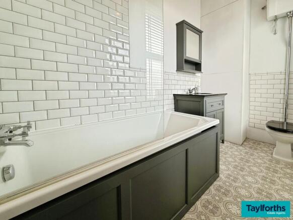 4 bed End of Terrace for sale Image 11